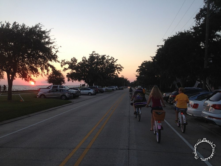 Bon Jeudi Social Bike Ride - September 12, 2013