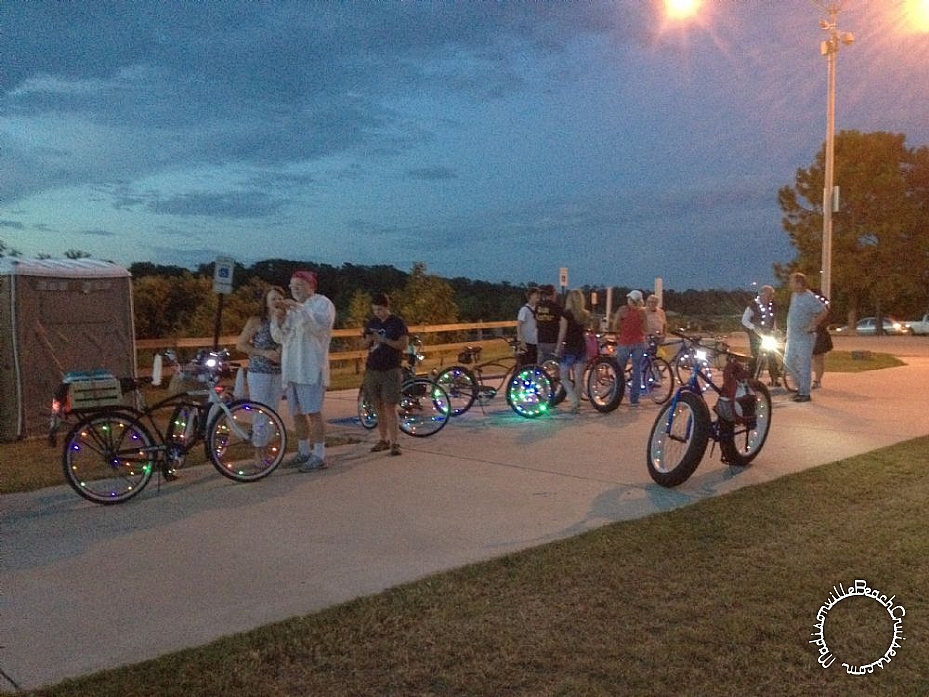 Bon Jeudi Social Bike Ride - September 19, 2013